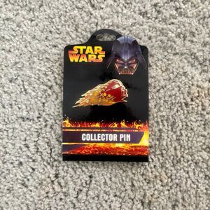 Darth Vader Helmet on Fire Collector Pin - Star Wars Disney Pin